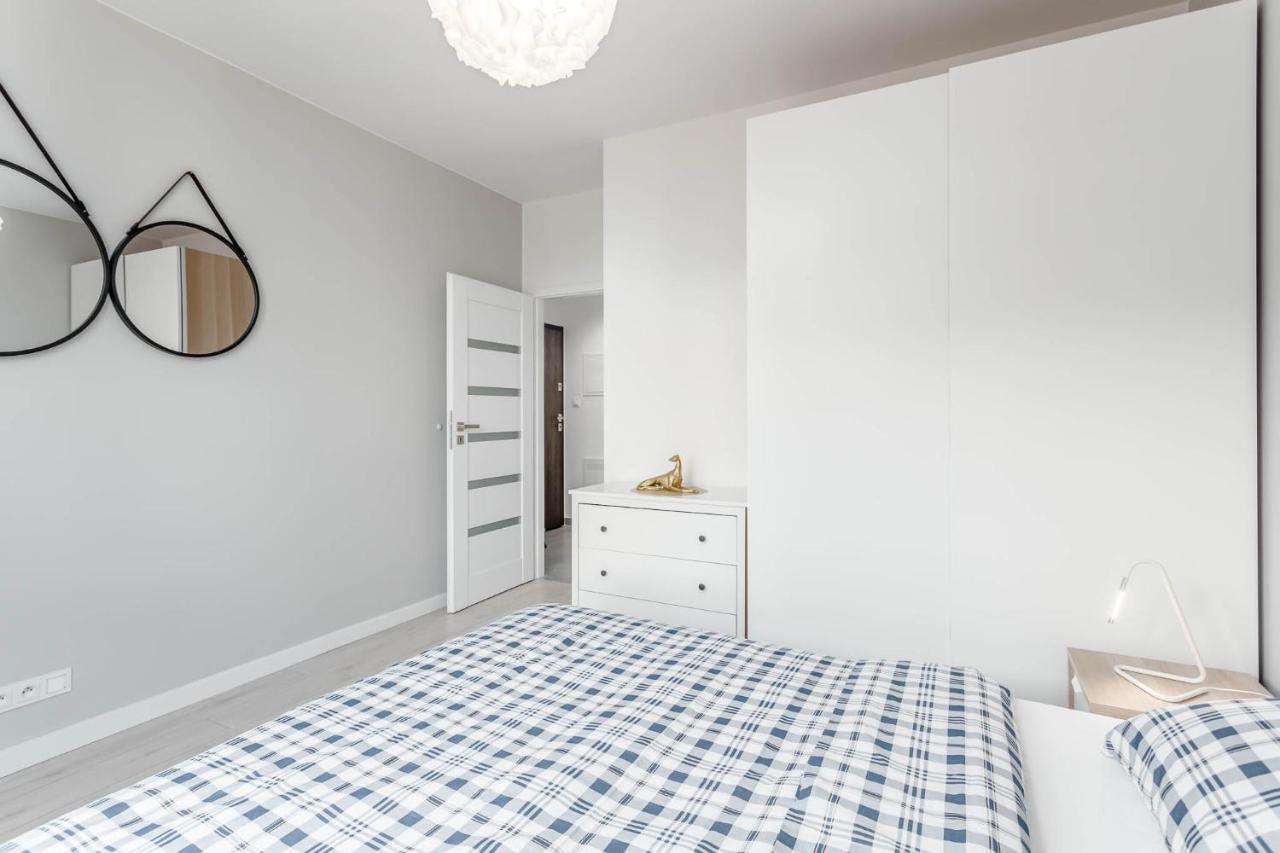 ורשה Chill Apartments Ursus מראה חיצוני תמונה